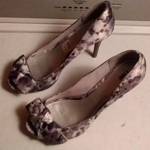 Fioni Floral Peep Toe Platform Heels Size 13m